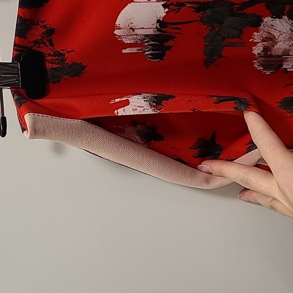 NWOT Hugo Boss pencil skirt - Picture 7 of 8